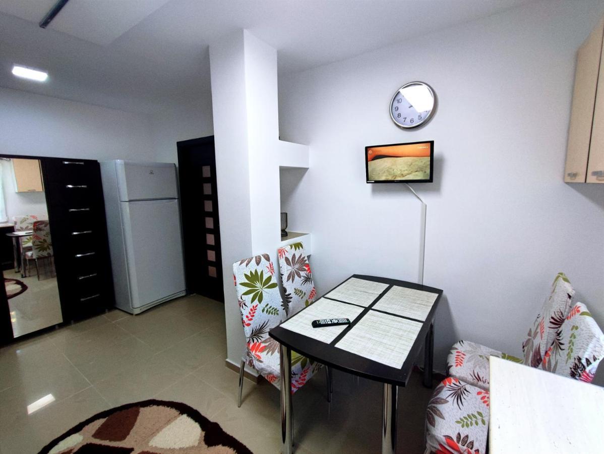 Deea Apartment Orsova Exterior photo